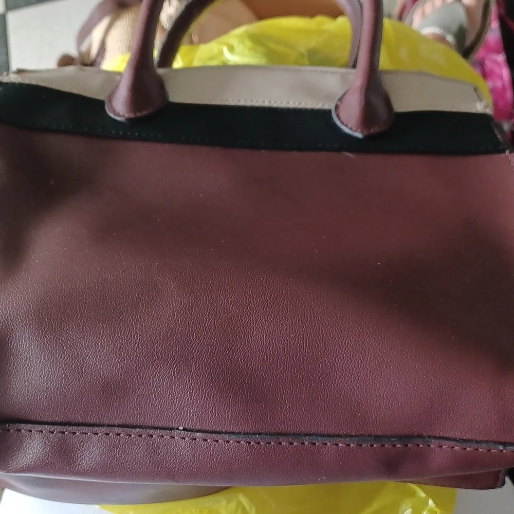 Carpisa Italian handbag, Burgundy,  black, tan